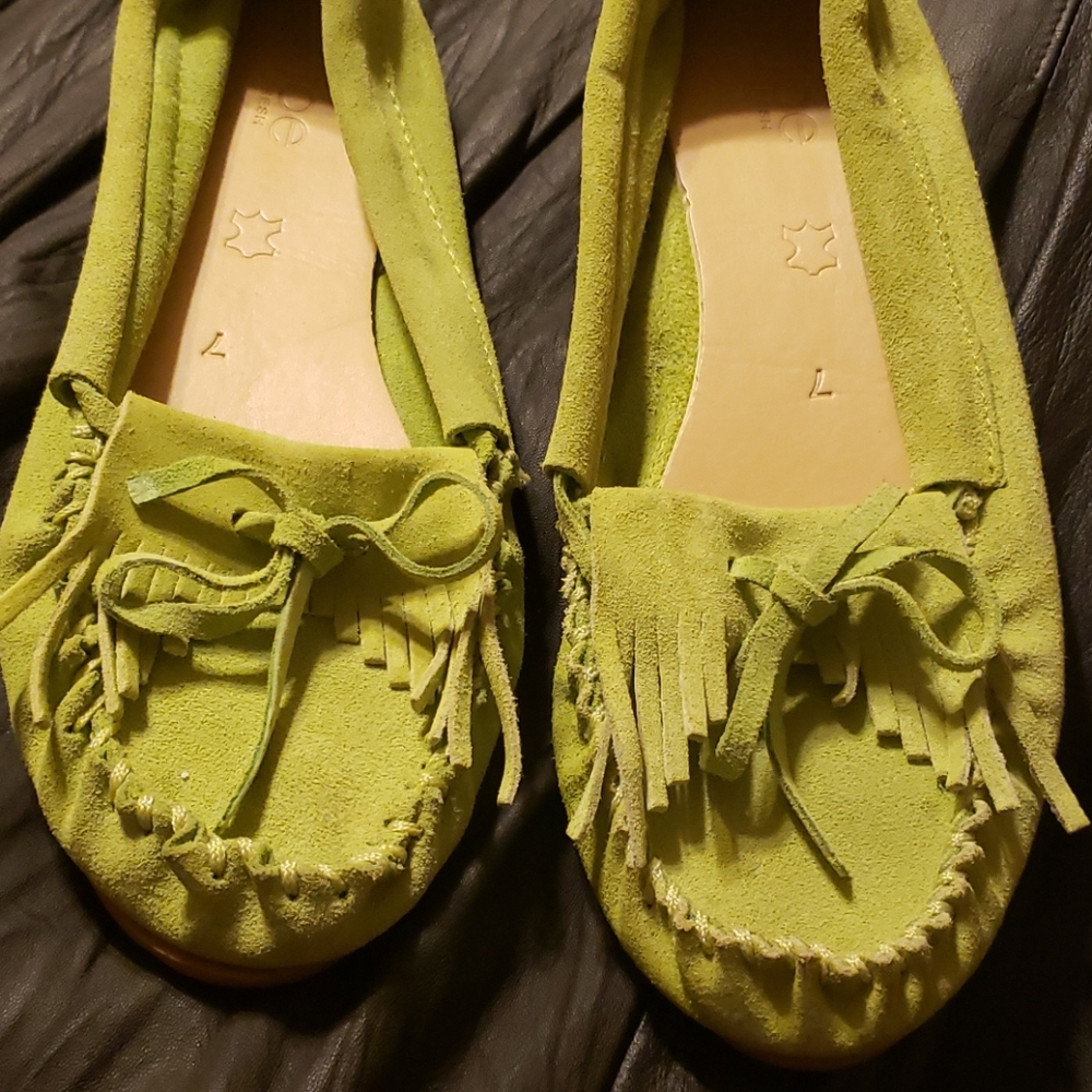 Joe Fresh Green moccasins size 7 - Picture 4 of 4